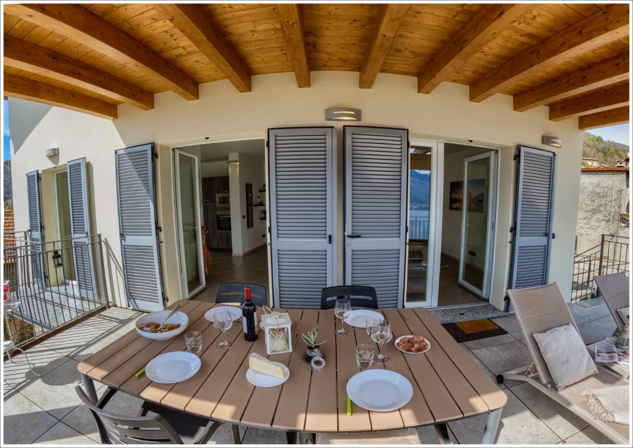 Lake View Terrace Villa Vercana ภายนอก รูปภาพ